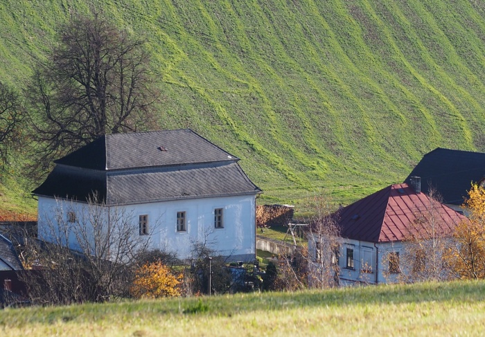 Daňkovice - toleranční kostel a fara